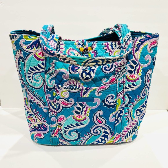Vera Bradley Handbags - Vera Bradley Get Going Tote Waikiki Paisley Travel Bag Weekender